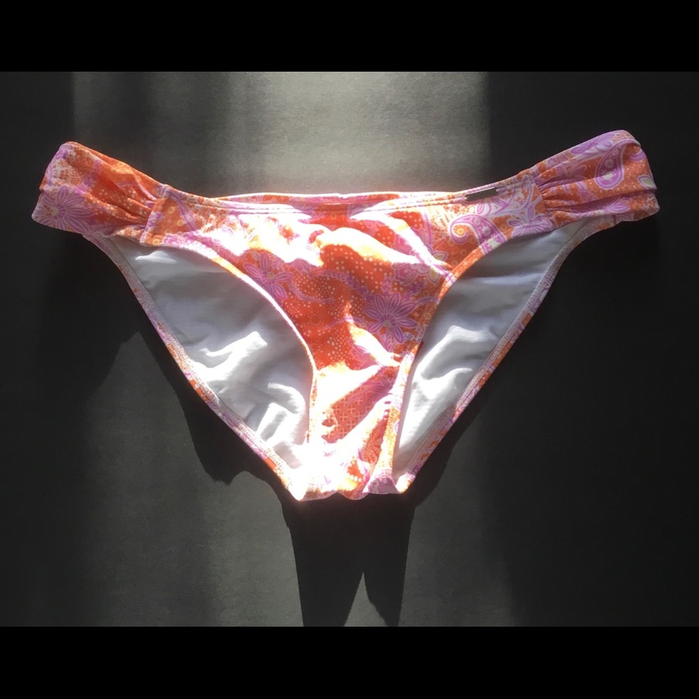 32WI 2Chillies Women’s Swimwear Bikini Bottom Swimsuit Size 16